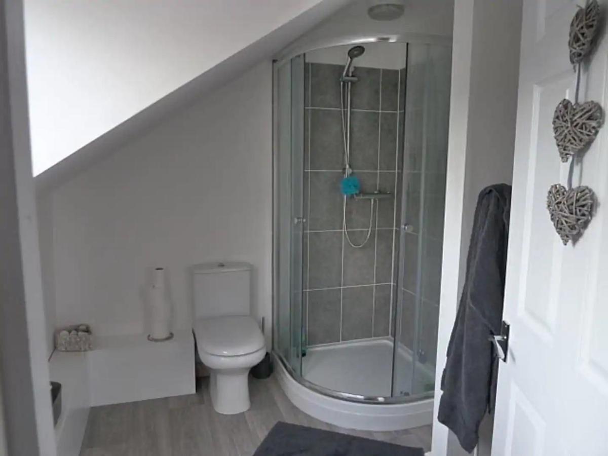Top Floor Flat With Sea View 헌베이 외부 사진