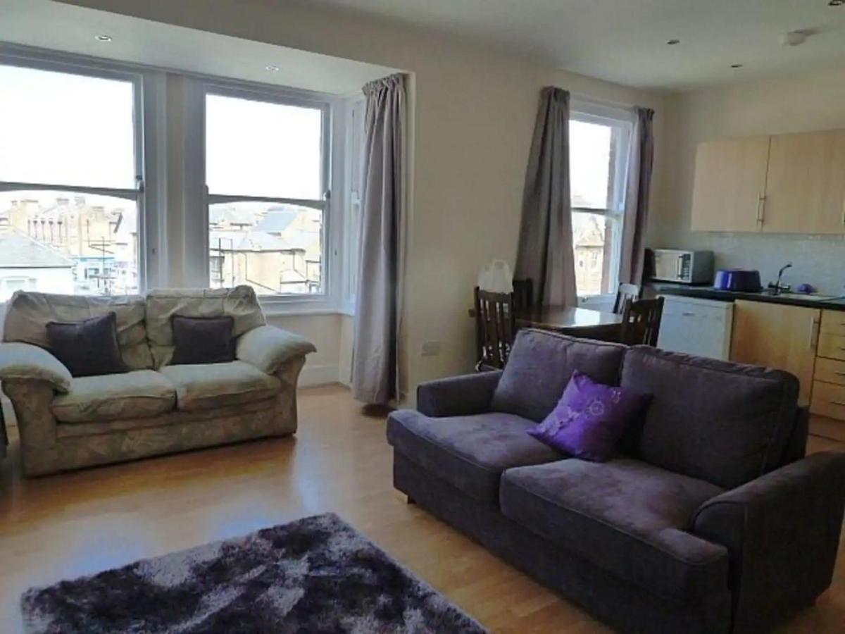 Top Floor Flat With Sea View 헌베이 외부 사진